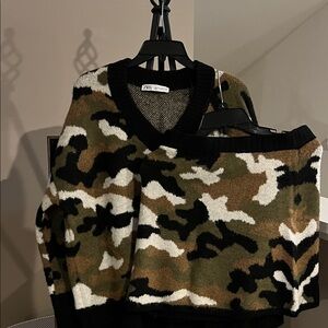 Zara Green and Brown Camouflage Knit Set